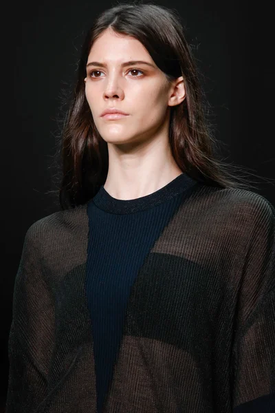 Look 17